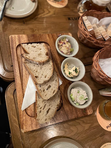 Starohájska ulica 2, 851 02 Petržalka