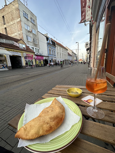 Opinii despre Panzerotto în Bratislava - Gastronómia a pohostinstvo