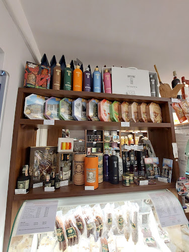 Opinii despre Mestská tržnica în Rajecké Teplice - Gastronómia a pohostinstvo