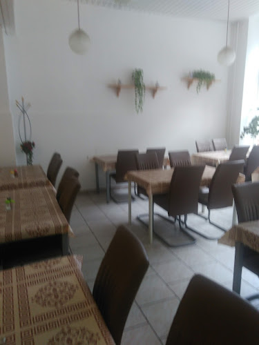 Opinii despre Jedáleň Syneko în Petržalka - Gastronómia a pohostinstvo