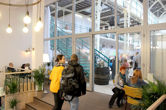 Námestie Nežnej revolúcie, 811 01 Bratislava