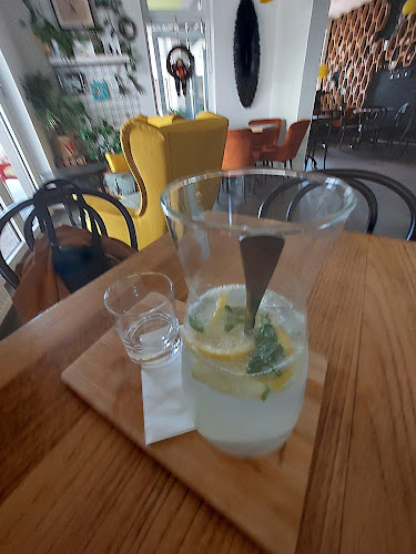 MÚV café - Gastronómia a pohostinstvo