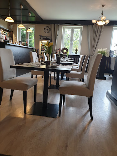 Collegium café bar & restaurant