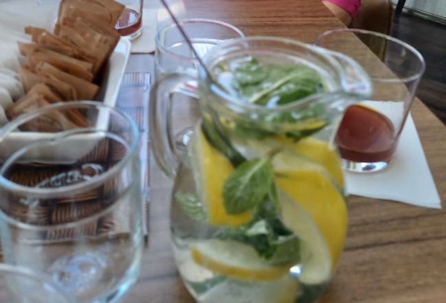 Comentarii opinii despre Patio Cafe