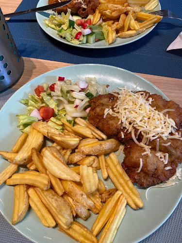 Restaurant Fred, Freddie