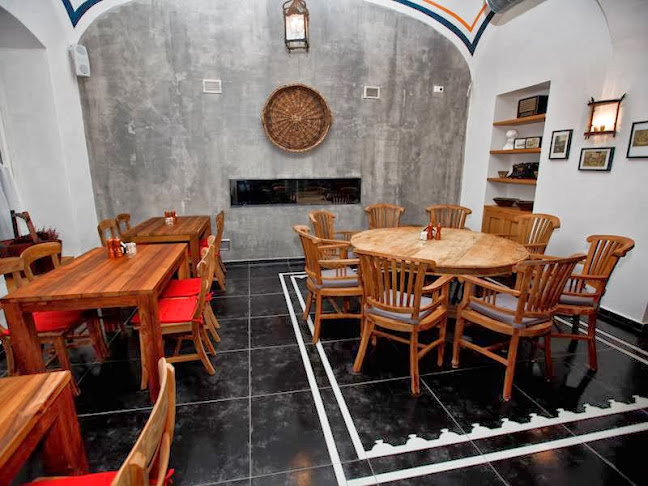 Beer Palace Restaurant & Pub