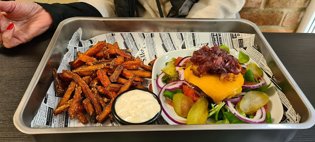 Kasárenská 3, 940 02 Nové Zámky