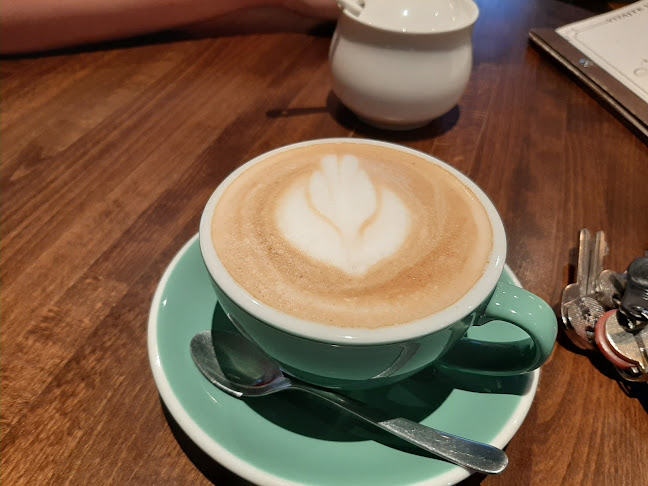 Peal Bar & Coffee - Gastronómia a pohostinstvo