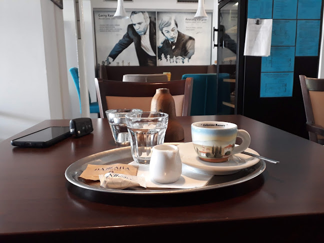 Comentarii opinii despre CHECK # MATE!