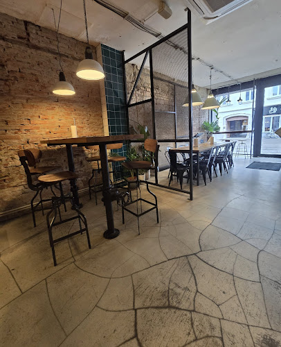 QUINSBORO - Bratislava