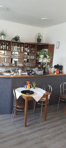 Kaviareň Anna- Mráziková Anna - Závodie