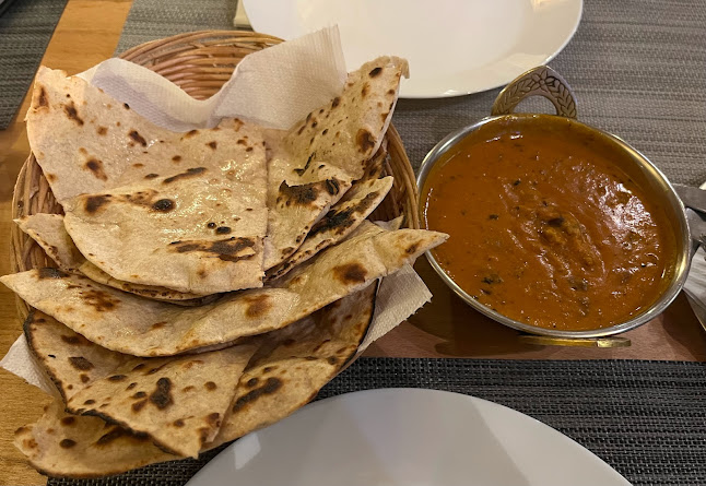 Opinii despre Chutney - indian restaurant & bar în Bratislava - Gastronómia a pohostinstvo