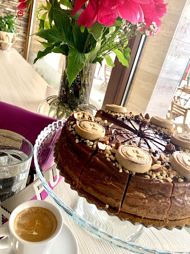 Opinii despre Kaviareň Pánbach în Nové Zámky - Gastronómia a pohostinstvo