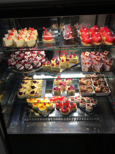 Opinii despre Patio cukráreň în Kolárovo - Gastronómia a pohostinstvo