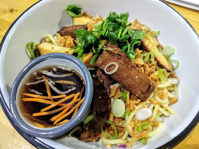 NhàBè Martin - Gastronómia a pohostinstvo