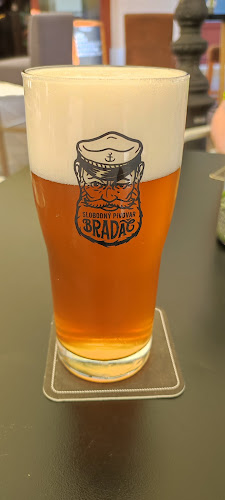 Opinii despre FEST Bar Košice în Košice - Gastronómia a pohostinstvo