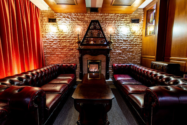 Vysoká 16, 811 06 Bratislava