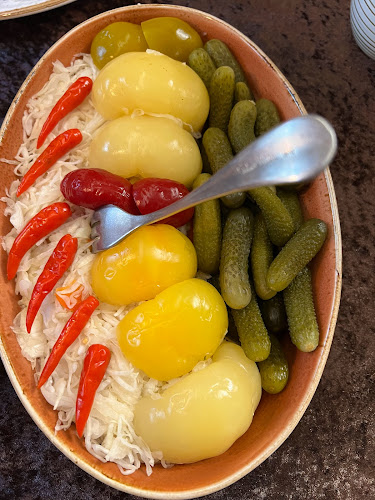 Husacina Gurmánsky Grob - Gastronómia a pohostinstvo