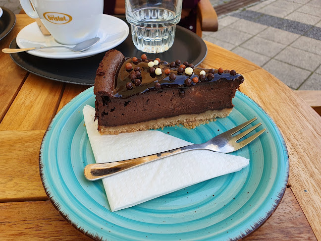 Comentarii opinii despre Julyard