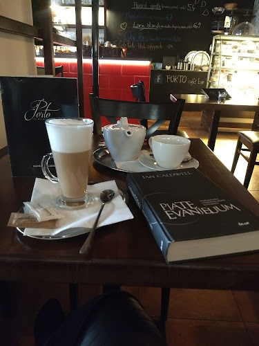 Opinii despre Porto Cafe•Bar în Bratislava - Gastronómia a pohostinstvo