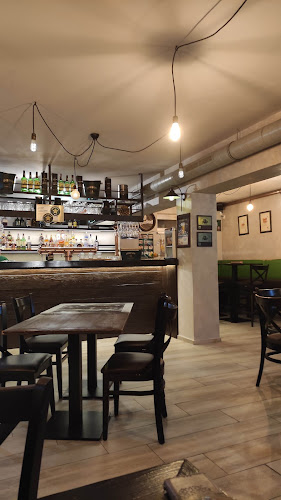 Posedenie Na rohu - Gastronómia a pohostinstvo