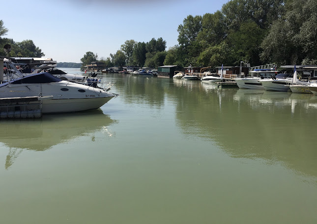 Comentarii opinii despre Reštaurácia MYB Club (U bosorky)