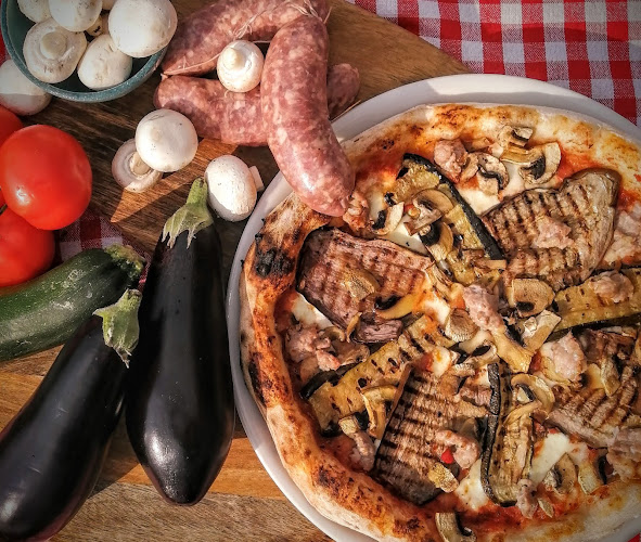 Comentarii opinii despre Pepe Nero Pizzeria Italiana