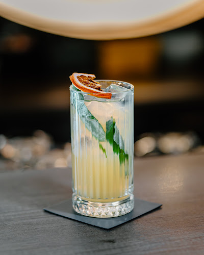 Comentarii opinii despre LUXURY COCKTAIL BAR