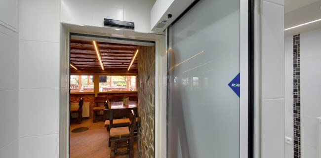 Country Saloon - Gastronómia a pohostinstvo