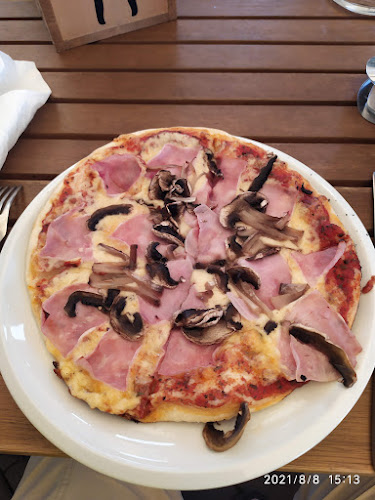 Jaskyňa Reštaurácia a Café - Gastronómia a pohostinstvo