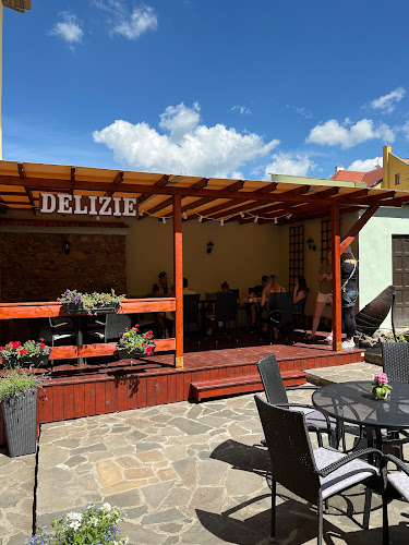 Hlavná 77, vstup aj na Jarková (cafe za siedmimi oknami, 080 01 Prešov