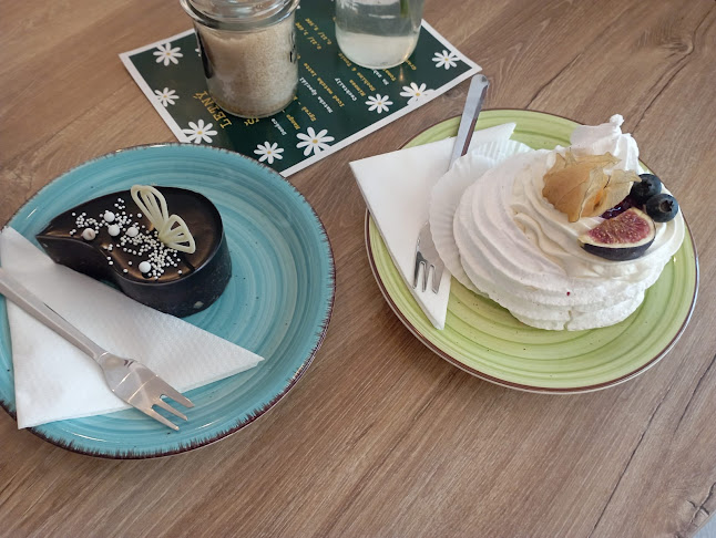 Julyard - Piešťany