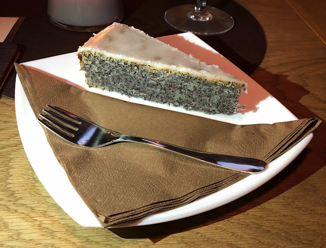 Comentarii opinii despre O-PI kaviareň