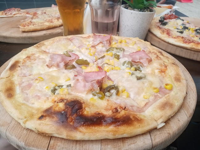 Opinii despre Diner Kebab & Burger în Snina - Gastronómia a pohostinstvo