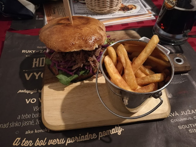 Antona Bernoláka 2137/17, 010 01 Žilina