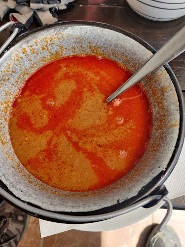 Čárda pri Váhu - Gastronómia a pohostinstvo