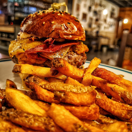 Hviezdoslavovo Namestie 1/1, 029 01 Námestovo