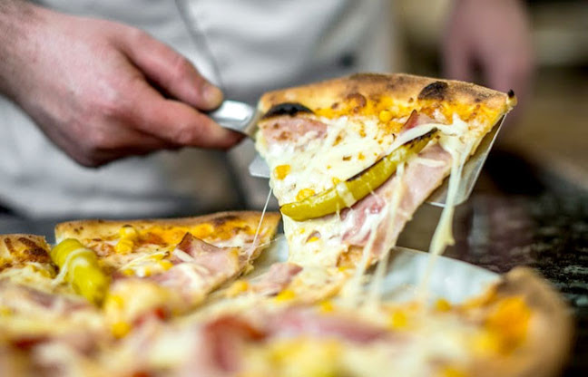 Posedenie Na rohu - Gastronómia a pohostinstvo