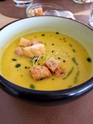 Moment - bistro & ubytovanie - Gastronómia a pohostinstvo