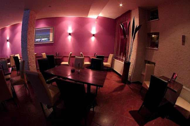 POLEPOLE caffe and cocktail bar - Gastronómia a pohostinstvo