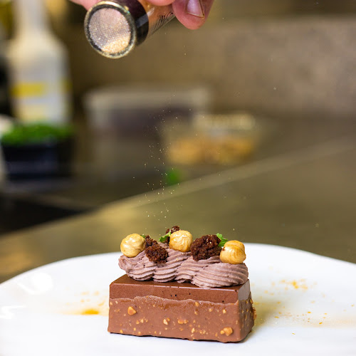 Comentarii opinii despre Lodenica Caffe