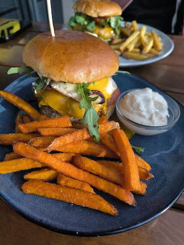 PUB 33 - Dubnica nad Váhom