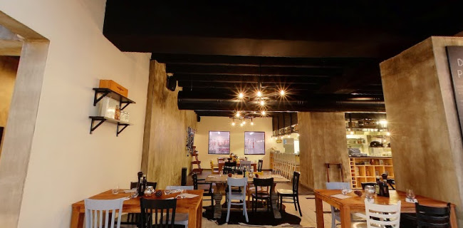 Hviezdoslavovo námestie 20, 811 02 Staré Mesto