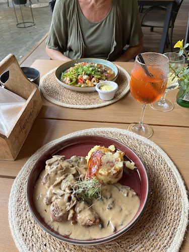 Opinii despre Lujza Restaurant în Sever - Gastronómia a pohostinstvo