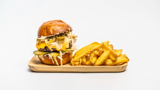 Old Brick Pub - Gastronómia a pohostinstvo