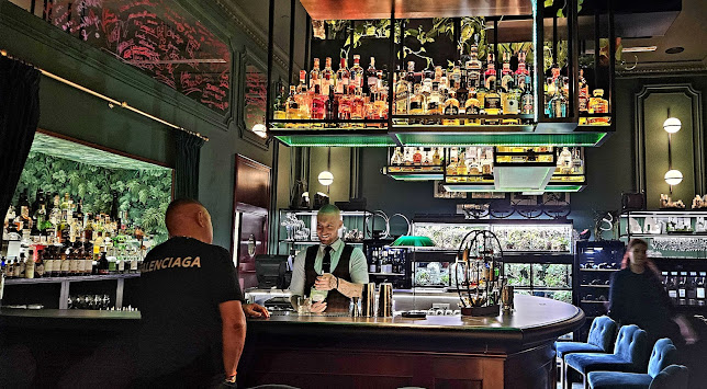 Mirror Bar - Bratislava