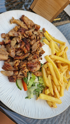 Reštaurácia a Penzión Modrá Ryba - Chľaba