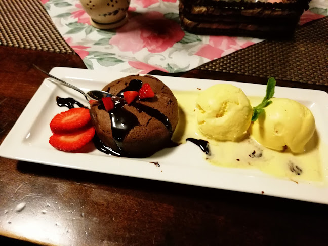 Opinii despre Pizzeria Etna în Nové Mesto nad Váhom - Gastronómia a pohostinstvo