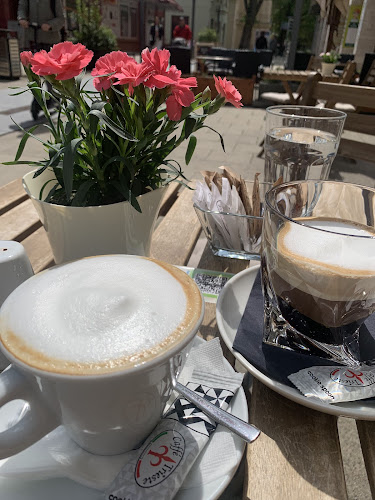 Opinii despre Kaviareň Pánbach în Nové Zámky - Gastronómia a pohostinstvo
