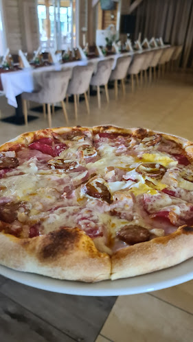 River Restaurant - Gastronómia a pohostinstvo